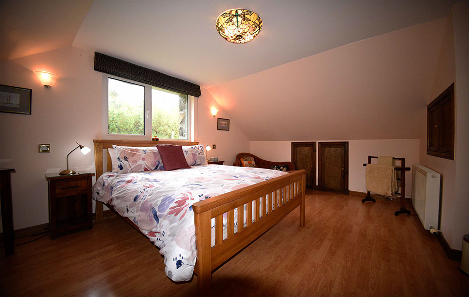 Our Self Catering Accommodation in Waternish contains a King Size Double Bedroom with WIFI internet access