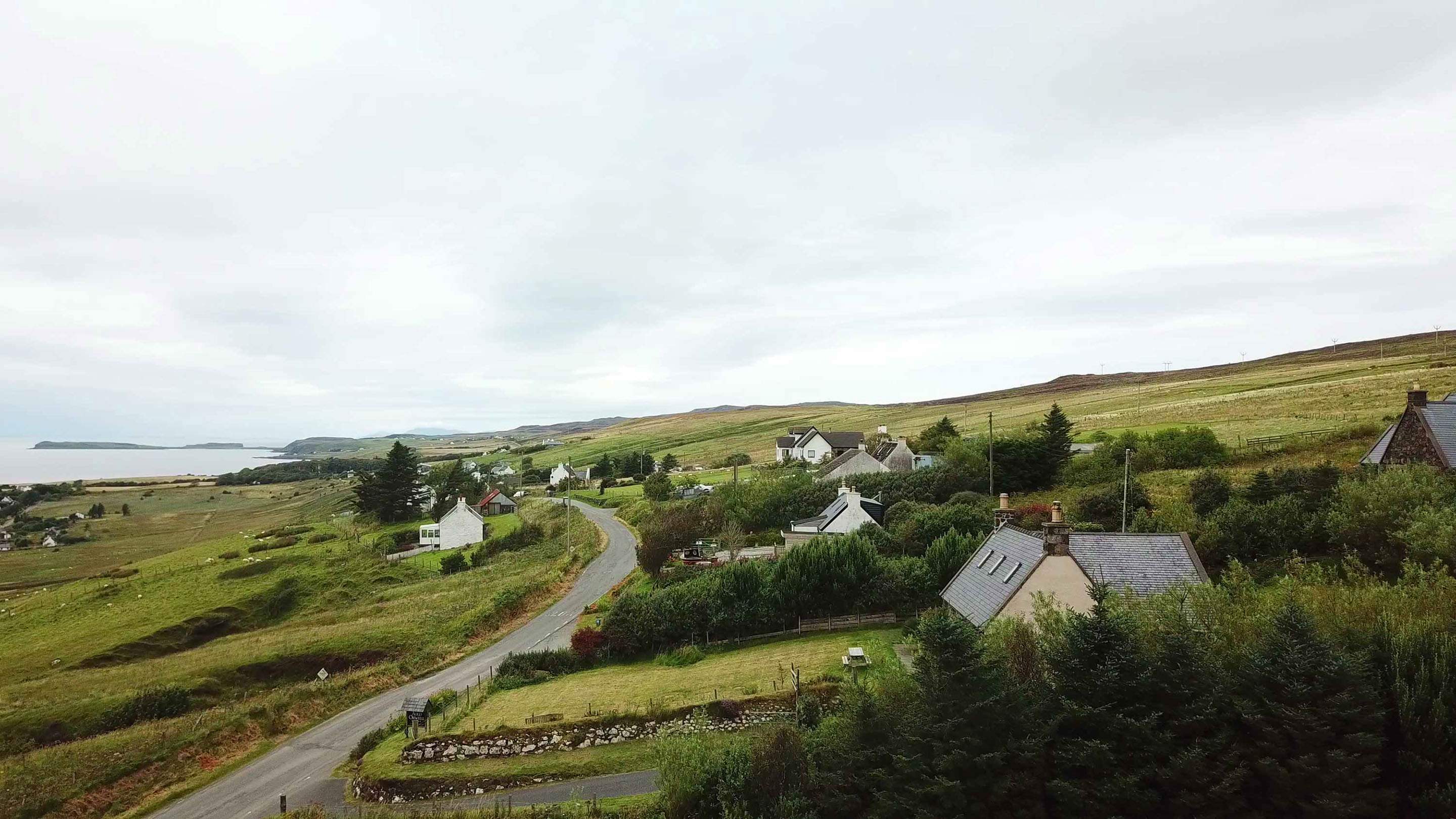 Stay in comfort at Auld Orwell Cottage in Waternish and enjoy sea views and a quiet location
