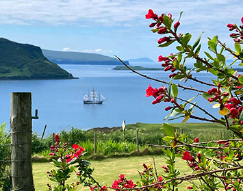 Enjoy stunning sea views of Waternish and Loch Bay from Auld Orwell Cottage